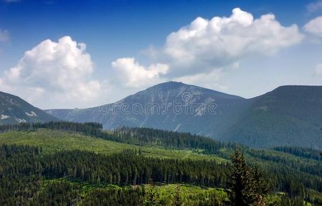 斯奈兹卡捷克共和国最高的山峰。