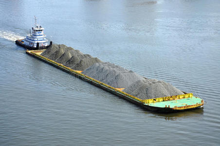 驳船图片