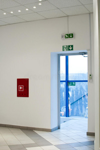 消防出口标志针对工业门面楼梯案例石油和天然气行业的消防战士,工作