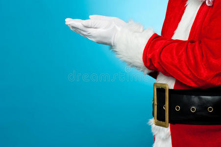 圣诞老人张开手掌的特写镜头