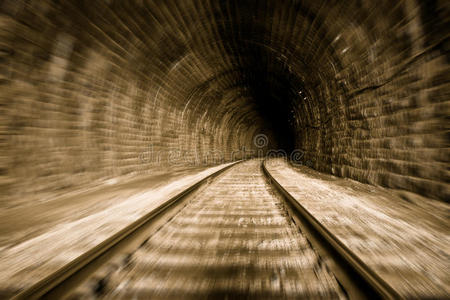 列车隧道