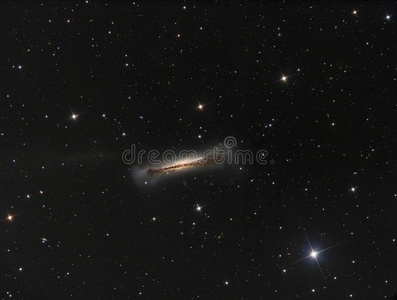 ngc3628狮子座三胞胎的一部分