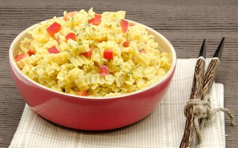 咖喱酱炒锅照片