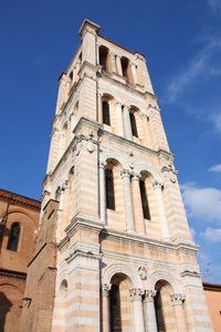 费拉拉大教堂