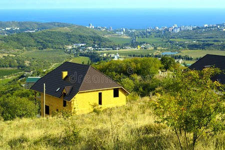 山间小屋图片