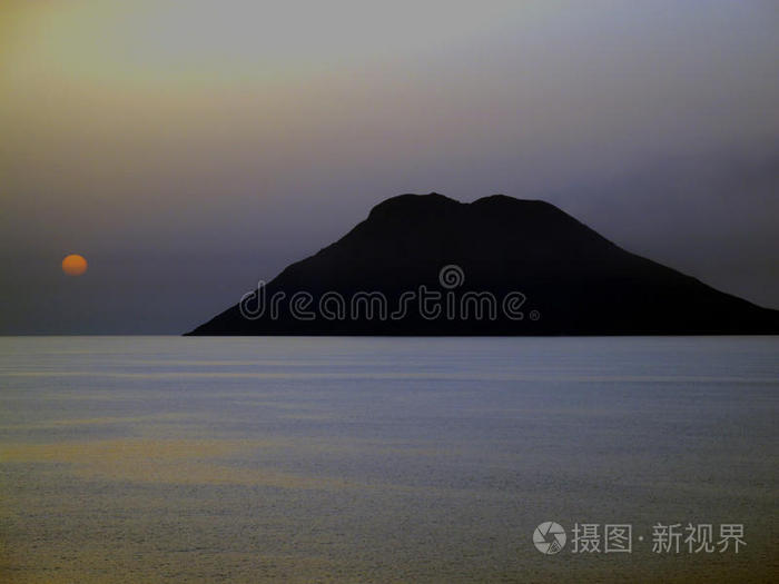 意大利西西里岛西海岸外的岛屿