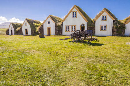 古老的冰岛传统农场格朗伯