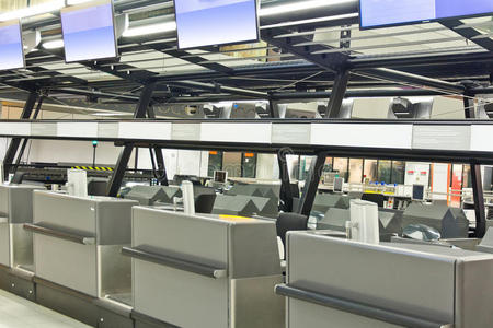 航空公司柜台机场值机柜台照片