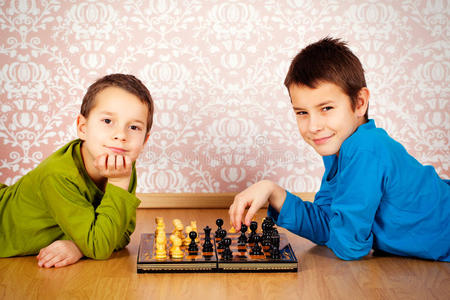 儿童 童年 小孩 学习 国际象棋 娱乐 白种人 家庭 乐趣
