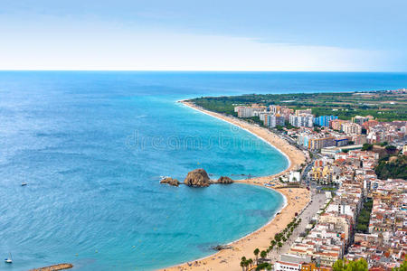 西班牙加泰罗尼亚的布莱恩斯海滩和萨帕洛梅拉岩