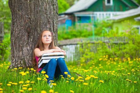 学校 公园 可爱的 闲暇 美女 打盹 漂亮的 阅读 女孩