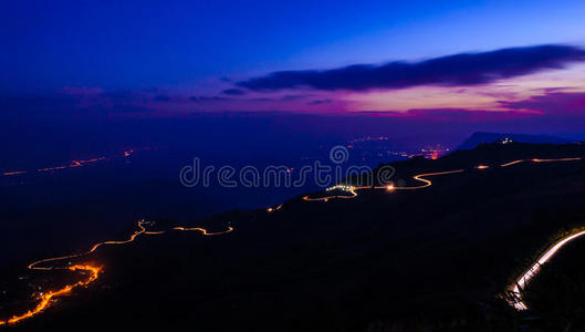 泰国普图博格的夜景