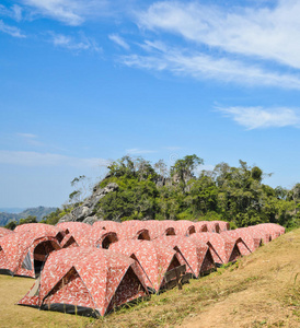 娱乐 公园 露营地 帐篷 假日 泰语 闲暇 小山 夏天 场景