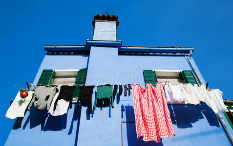 蓝房子洗衣线