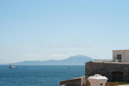 美丽的海景与建筑图片