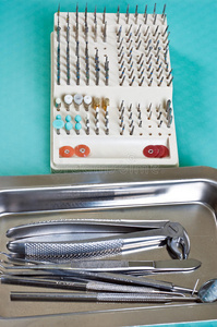 牙科工具