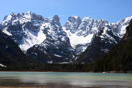 高山湖泊