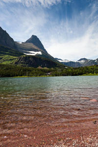 红岩湖山