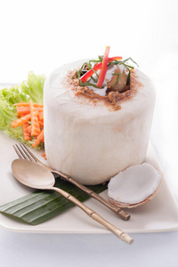 河墨泰国菜蒸海鲜蛋羹咖喱海鲜拌匀