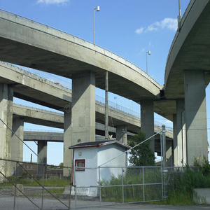 混凝土公路高架桥