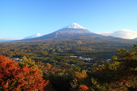 秋天的富士山