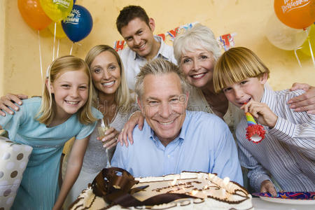家庭庆祝退休聚会