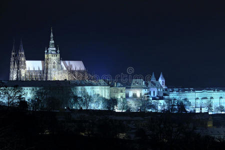 布拉格城堡夜景
