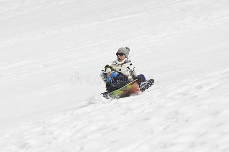 雪撬碰撞