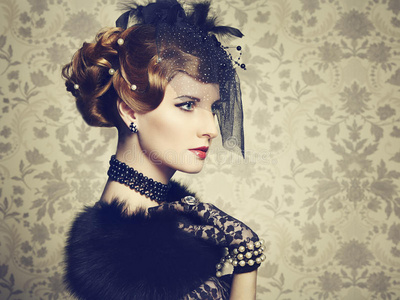 欧美复古美女图片