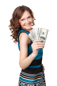 一个年轻漂亮的女人拿着一把美元的扇子