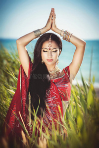 美丽的印第安女人。阿拉伯新娘。