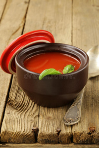 罗勒番茄汤