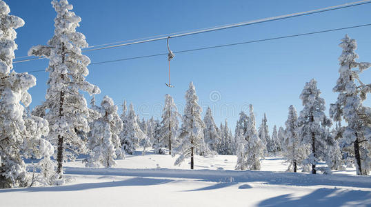 空锚滑雪升降机