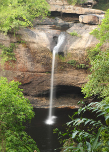 泰国高崖国家公园的haew suwat瀑布