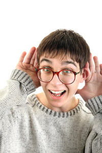 女孩无意中听到图片