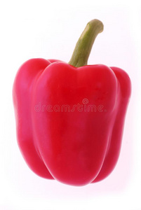 白色背景下分离的红色辣椒