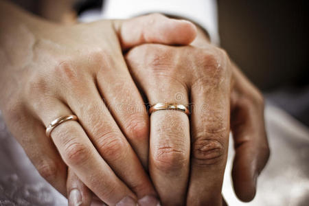 结婚戒指和手