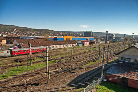 列车驶离cluj napoca火车站