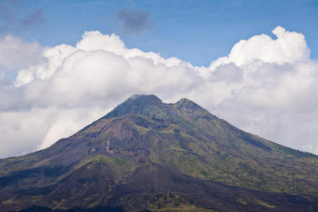 巴厘岛火山