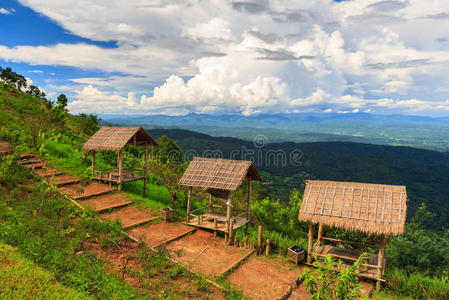 山间小屋，风景秀丽