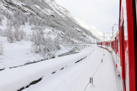 瑞士冬季景观图片
