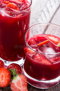 新鲜水果草莓利口酒