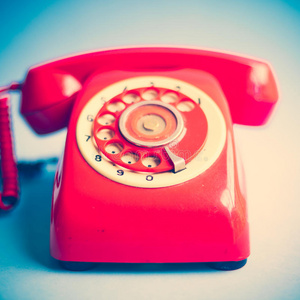 复古红色电话机图片