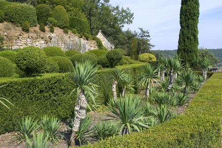 马奎萨克城堡和花园