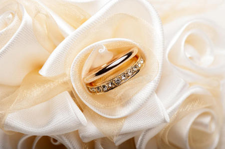 结婚礼物和戒指