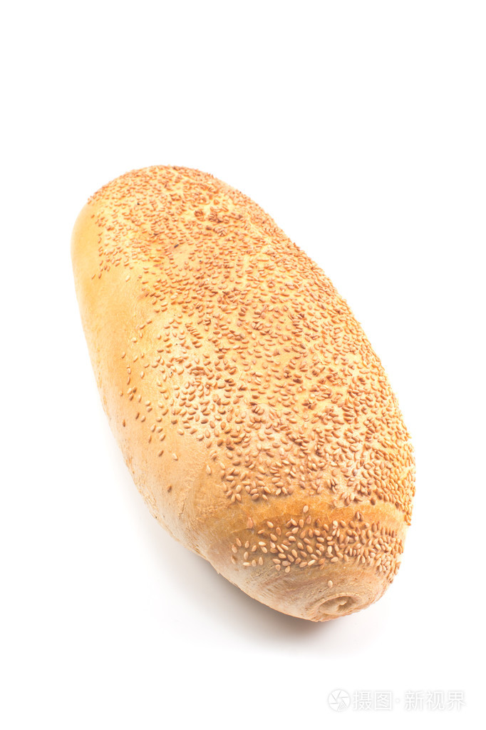 芝麻白一个孤立的新鲜面包
