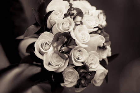 婚礼鲜花新娘花束白色玫瑰