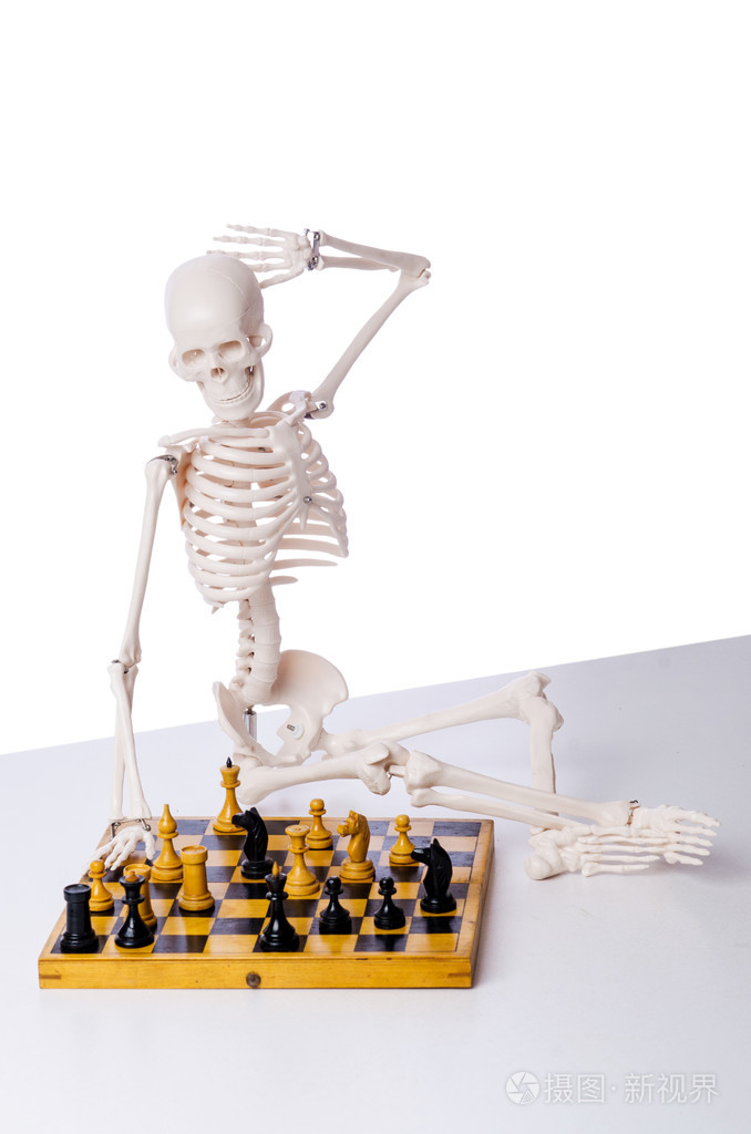 骨架上白玩象棋游戏
