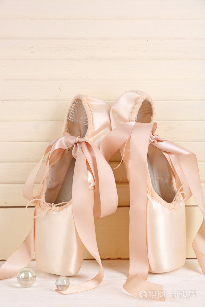 美丽的芭蕾舞鞋