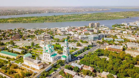 阿斯特拉罕克里姆林宫的鸟瞰图, 历史和建筑建筑群。俄罗斯, 阿斯特拉罕